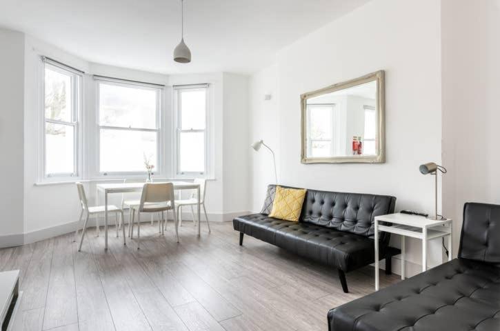 Seafield Seafront Apartments Brighton Екстер'єр фото